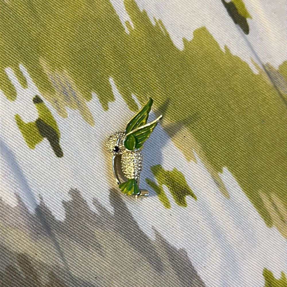Vintage Hummingbird Pin